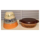 CMS021 Vintage Pyrex Nesting Mixing Bowls & Lidded Casserole Dish