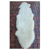 AAA003 - Lambskin Rug