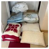 AAA064 Bedding Mystery Lot (Pillows + Blankets)