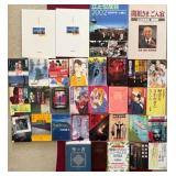 AAA092 Japanese Books 