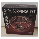 AAA106- FB Rogers Silver Co. 3 PC Serving Bowl Set Silver plate Rim Made in Italy UNOPENED