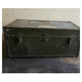 AAA245 - Vintage Footlocker 