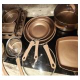 AAE039 - Set of Nutrichef Non-Stick Pots, Pans & Bakeware 