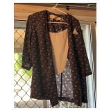 NFF050 - Assorted Women’s Clothing - See Photos for What is Included