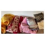 NFF052 - Vintage Bedspreads & Throw Pillows