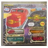 KKS065 Bachmann Galaxy HO Scale Electric Train Set – E-Z Track System – Santa Fe – 79 Piece Set (Ite KKS065 Bachmann Galaxy HO Scale Electric Train Set – E-Z Track System – Santa Fe – 79 Piece Set (Ite