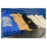 HST023 - Mens Navy Clothing & Hoodie Sz Med-Large HST023 - Mens Navy Clothing & Hoodie Sz Med-Large