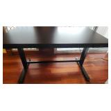 AAE403 - Stand-Up Desk AAE403 - Stand-Up Desk