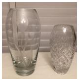 MFS013 Two Crystal Vases