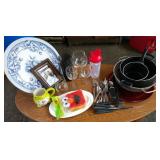 LKC0012 Mix of Household and Kitchen Wares!