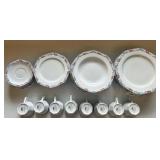 EAT027 - Christopher Stuart Floral Park Fine China Set