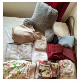 EAT137 - Bedsheets And Pillow