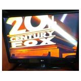 EAT161 - 42" LG TV Model 42LG30 w/Remote