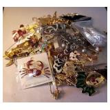 EAT272- Costume Jewelry Mystery Lot #4