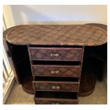 EAT377 - Brown Bar Storage And Glass