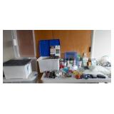 MCS072 Bulbs, Light Frames & Storage Containers