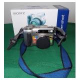 MCS107 Sony Cybershot Camera DSC-S75