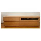 HKF109 - Wooden TV/Entertainment Stand With Drawers