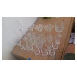 HKF201 Assorted Glassware Set