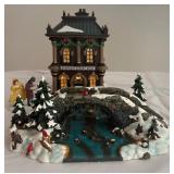 HKF247 Heritage Village Collection Blenhem Street Bank With A Bridge 