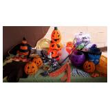 KCT002 Happy Halloween Costumes, Décor & Other Creepy Things