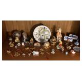 PPM040 Various Small Collectibles From Around The World