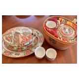 KAS015 - Beautiful Vintage Famille Rose Medallion Pieces & Tea Pot Set in Basket
