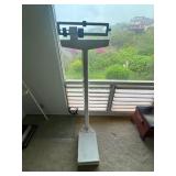 KVS077 - Vintage DETECTO weight scale 