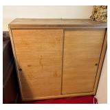 KVS087 - Large Wood Dresser