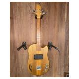 EFF029 Honni Electric Ukulele with Wall Mount