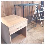 EFF157 Wire-rack, Step-stool & Nightstand