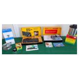 FDC055 Vintage Kodak Ektralite, Instamatic 304 Outfits & Accessories