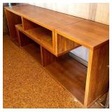 EBE055 Adjustable Mid-century Style Entertainment Shelves 