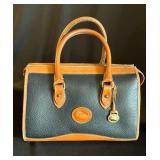 EBE109 Vintage Dooney and Bourke Black Pebble Grain Leather Bag