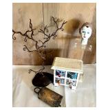 EBE192 Decorative Nightstand Items/ Storage 