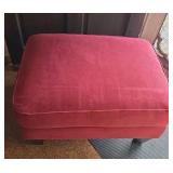 EBE232 - Emery Berry Ottoman