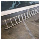 WGG030 12-Foot Aluminum Extension Ladder 