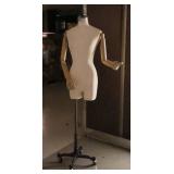 WGG147 Female Mannequin Torso 