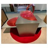 WGG275 Red Custom-Designed Retail Display Set