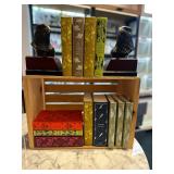 WGG312 Book Set With Bookends