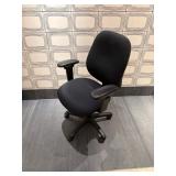 WGG339 Executive Office Chair