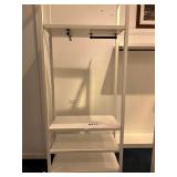 WGG343 Shelves with Hangar Racks