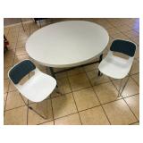 WGG389 Lifetime Circular Table With Two Chairs
