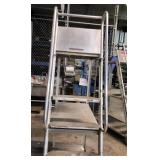 WGG430 Aluminum Rolling Ladder Cart 