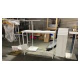 WGG586 Collection Of Modern Display Fixtures 