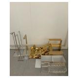 WGG656 Assortment Of Decor Items 