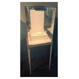 WGG657 Light Up Display Stand