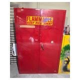 WGG675 Flammable Safety Storage Cabinet with Extras