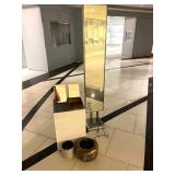 WGG694 Stand Up Mirror & Nice Decor 