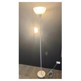 WGG723 Two-Tiered Tower Lamp